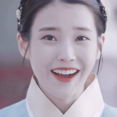 宝藏女孩♡IU 头像