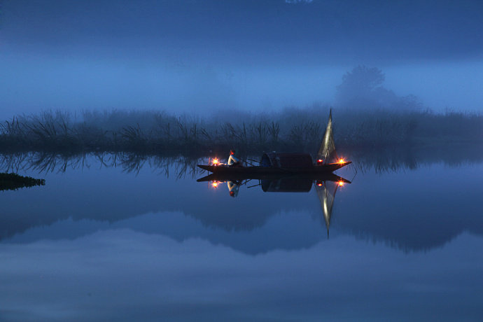 烟笼寒水月笼沙 晚安