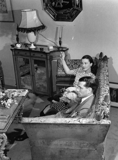 Viv and Larry At Home In London with 1946 