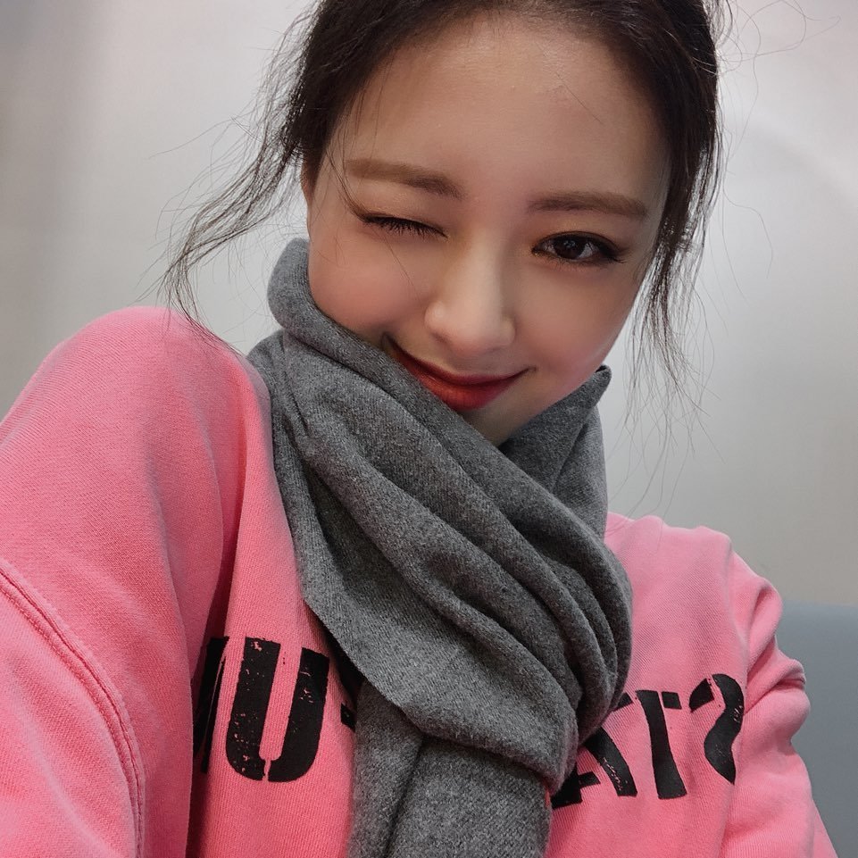申有娜
