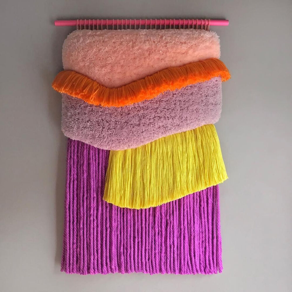 西班牙艺术家Judit Just即兴创作的方式制作充满活力的壁毯 ——