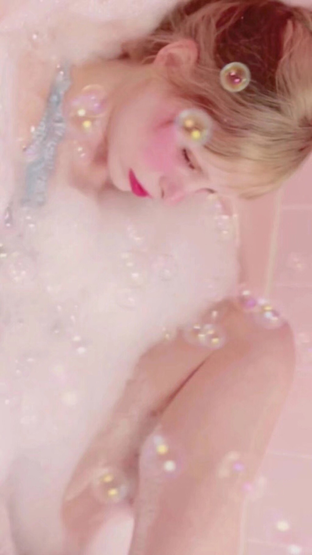 Petite Meller