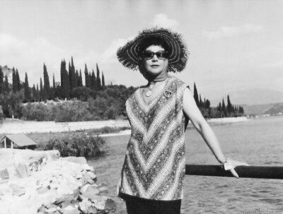 Vivien Leigh during her trip to Italy at the shores of lake Garda, San Vigilio，1957 ​