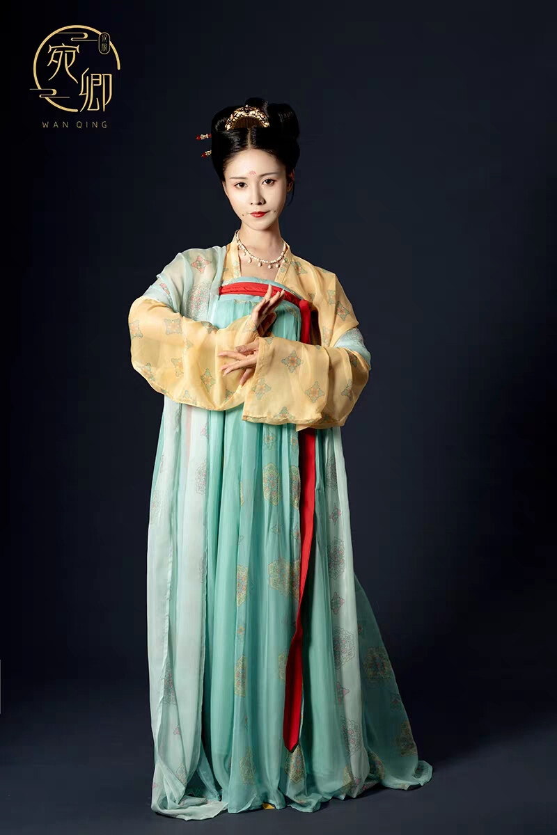 唐代女子装束图片