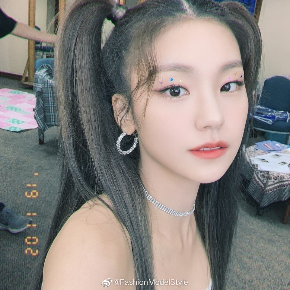 ITZYPeaceCeleb Korea Style | ITZY Yeji黄礼智insta妆容更新