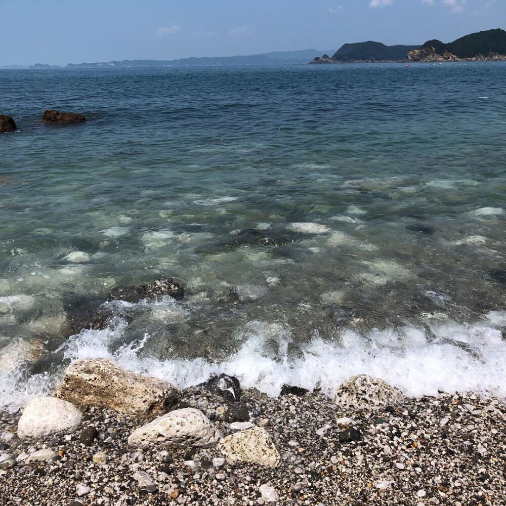 日本-白崎海洋公园。干净的天空，甜甜的冰淇凌，贝壳，涛声。