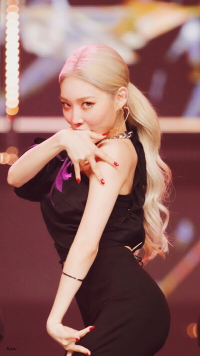 金请夏
图片转自微博