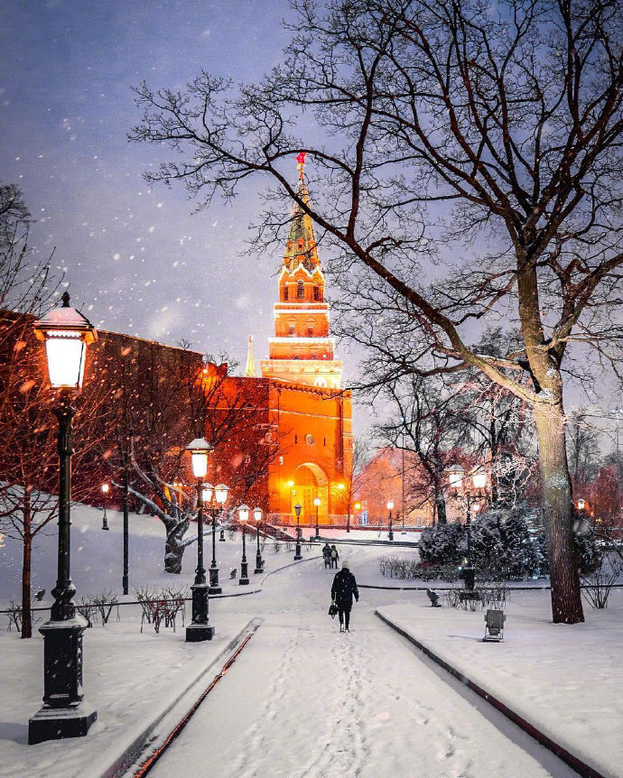 莫斯科红场的雪夜