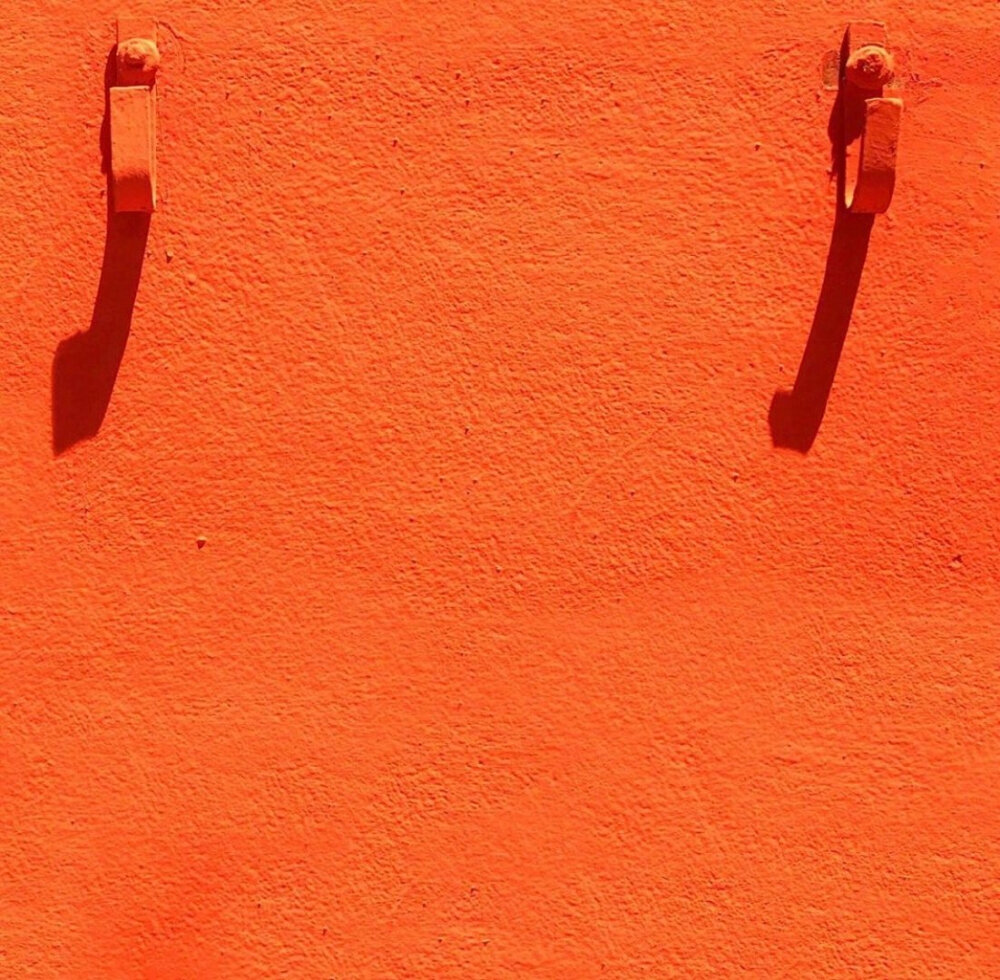 墙壁的色彩© ins:hernanmat