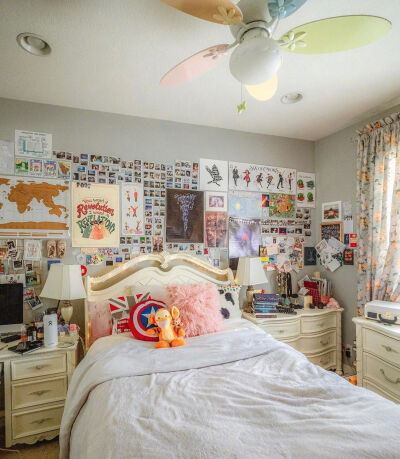 精致女孩的卧室✨ins：twirlingpages