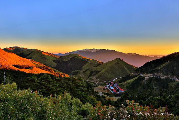 #和环妹一起来旅行# 台湾合欢山在山顶看那过山云 一切烦恼都可以忘记吧