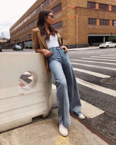 BY爱喝可乐的古娜小姐