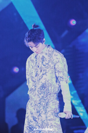 王俊凯×2019.12.31  湖南卫视跨年演唱会×cr：logo