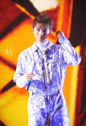 王俊凯×2019.12.31  湖南卫视跨年演唱会×cr：logo