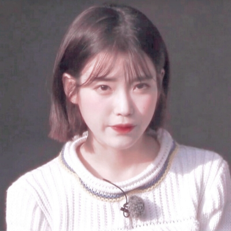 iu
“着迷于你眼睛 银河有迹可循.”
原截陈奈恩.