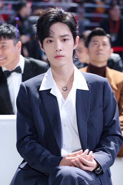 200108今日头条盛典｜肖战