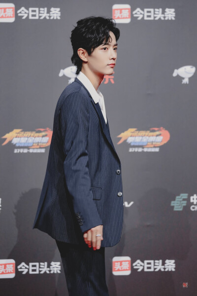 肖战／200108
今日头条年度盛典