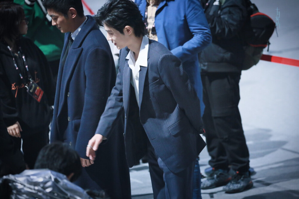 肖战／200108
今日头条年度盛典