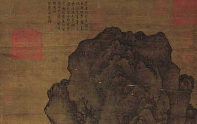 《关山行旅图》以一条河从左向右斜下而流，将画面分割成“Z”字形，兼顾高远法与平远法。河右边是起伏的山峦，以高远法向上画出巨峰，突兀高耸，形如卷云，这是关陇山川的特色；山间树木，均是空枝无叶或有枝无干。[…