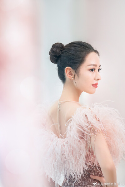 吉娜爱丽丝