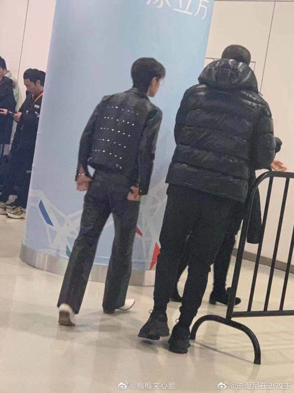 赞比的啵比