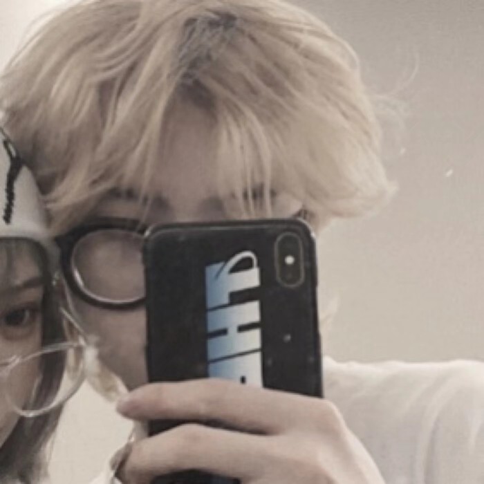 昨夜我梦见的星河灿烂 像极了你的眼眸