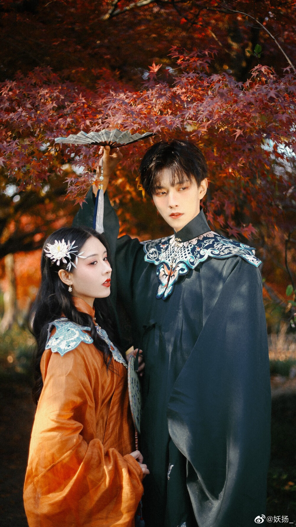 出镜:妖扬，葵花
地点:西湖
汉服:春山集