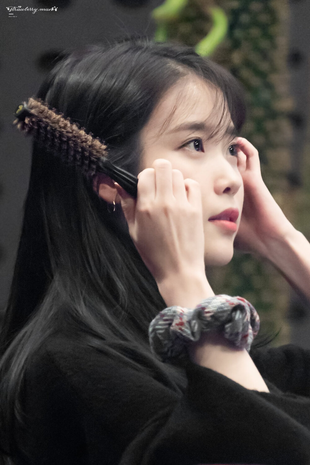 IU 李知恩 