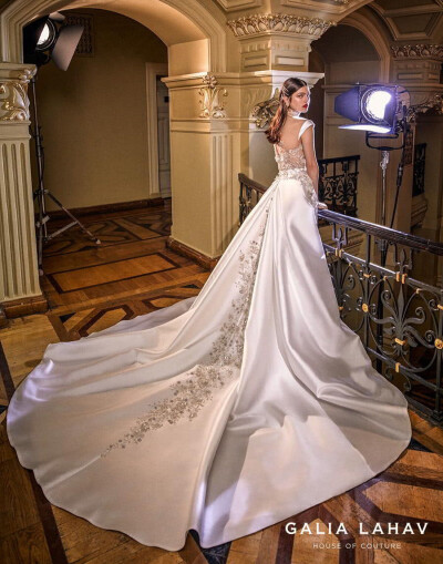 Galia Lahav 2020“Make A Scene”