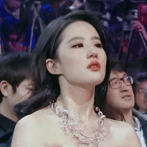 刘亦菲 女头