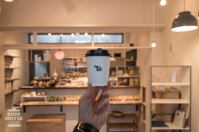 B162 SHOZO COFFEE STORE 北青山店 地址：東京都港区北青山3-10-15