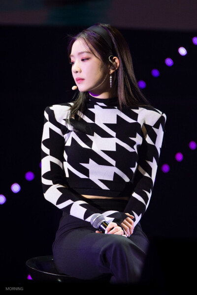 Red Velvet Irene 裴珠泫