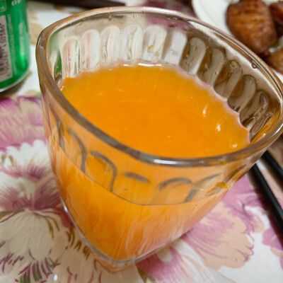 吃好吃的，纯手工橘子汁，20191215。

