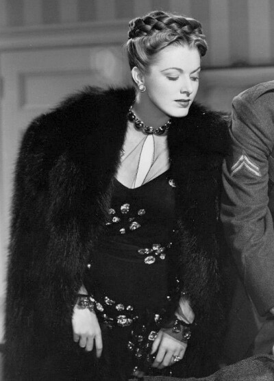 Eleanor Parker in Never Say Goodbye (1946) ???