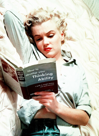 Marilyn Monroe by John Florea, 1951. ​​​