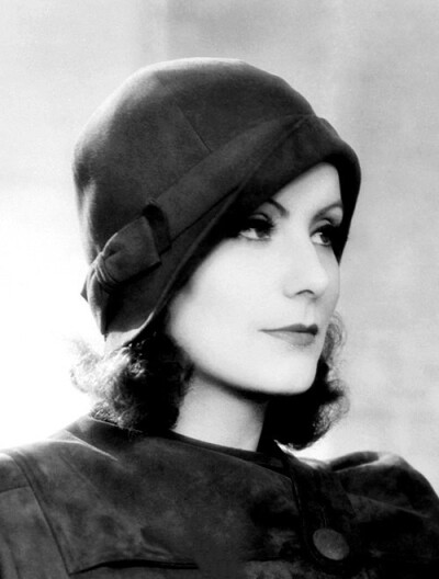 Greta Garbo, 1933, photo by Clarence Sinclair Bull ​​​