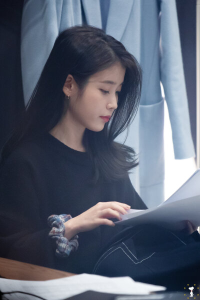 李知恩 iu
cr.iu_snoopy