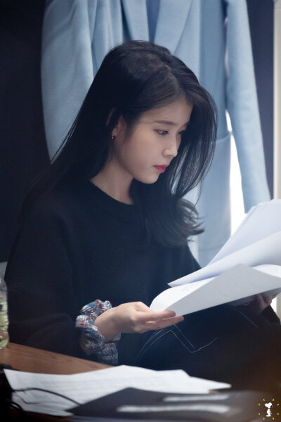 李知恩 iu
cr.iu_snoopy