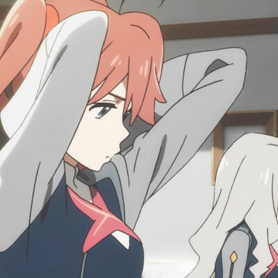 自截自调by Jaymadison
Darling in Franxx