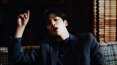 金路云 偶然发现的一天 橙光
自调自截，二传注明吴沐泽