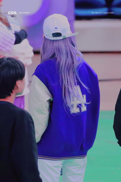 文星伊
