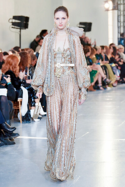 Elie Saab Couture S/S2020
大家记得出门戴口罩哦！