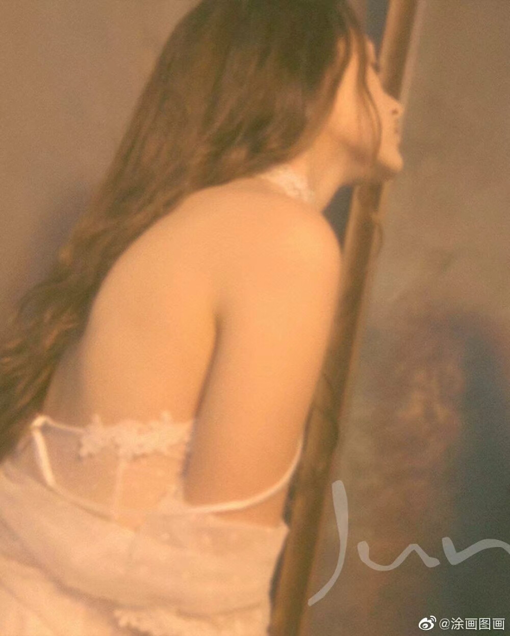 美人如画
Nina by junc ​​​