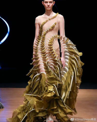 Iris Van Herpen 2020巴黎春夏高定 