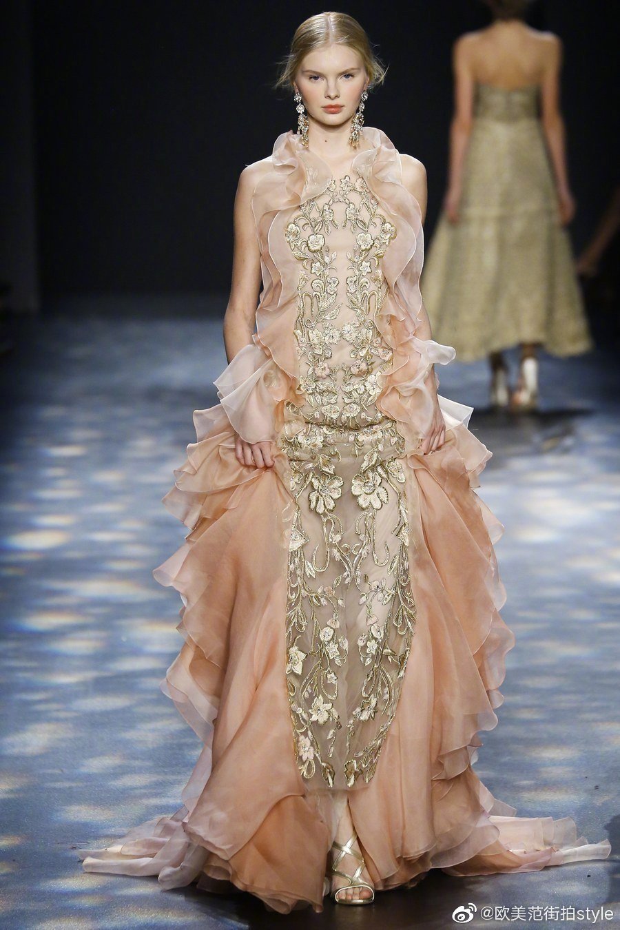  Marchesa 2016 