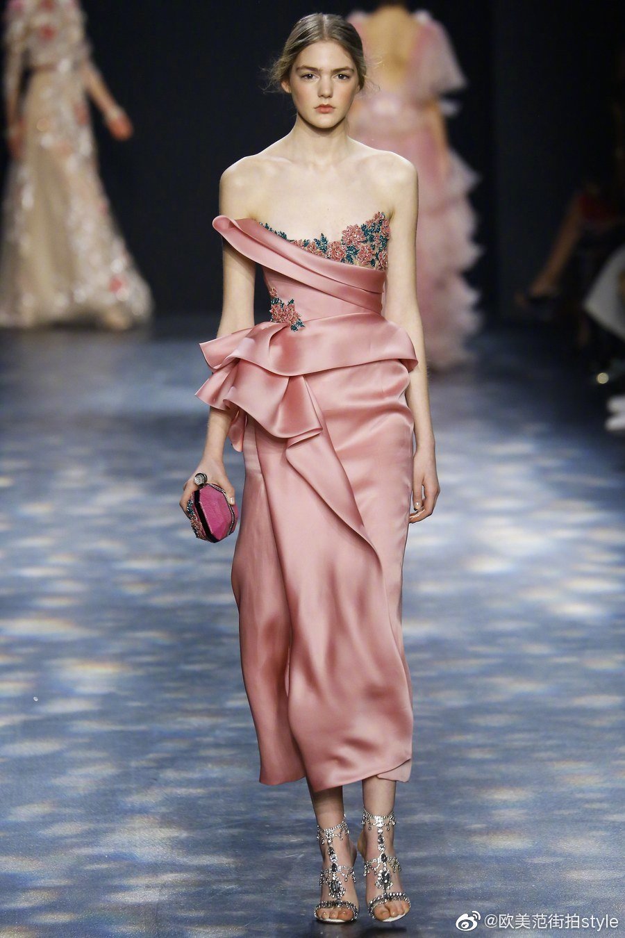  Marchesa 2016 