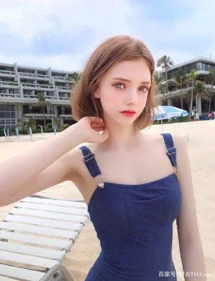 Chloe，1998年出生的德韩混血儿，Chuu模特