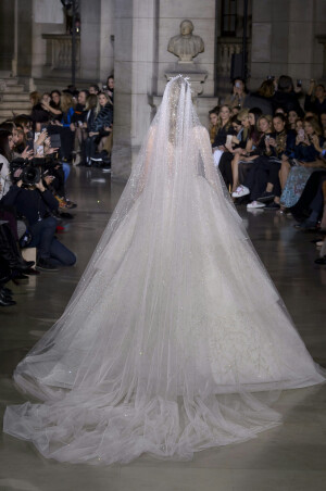 秀场、时装周、大牌、模特、细节