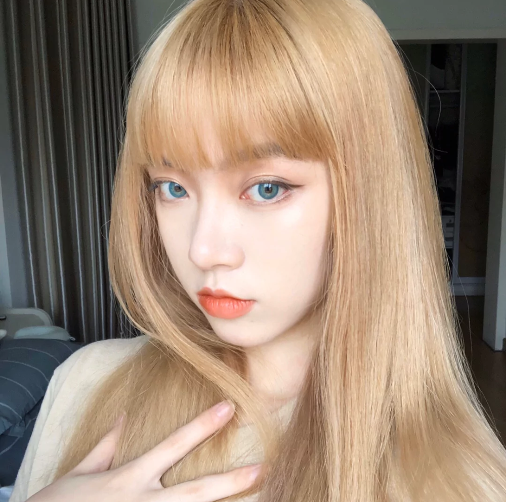 「浪漫致亡」の
女头 女生头像