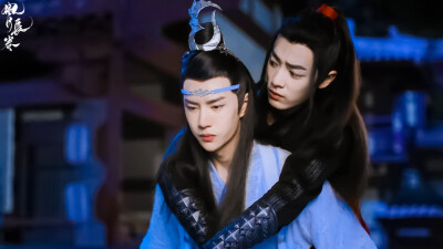 ♡博君一肖♡
王一博-肖战.
ᴹᵉᵉᵗ ʸᵒᵘ ˡⁱᵏᵉ ᵗʰᵉ ʷⁱⁿᵈ .
遇见你 温澜如风.
©.风月长卷